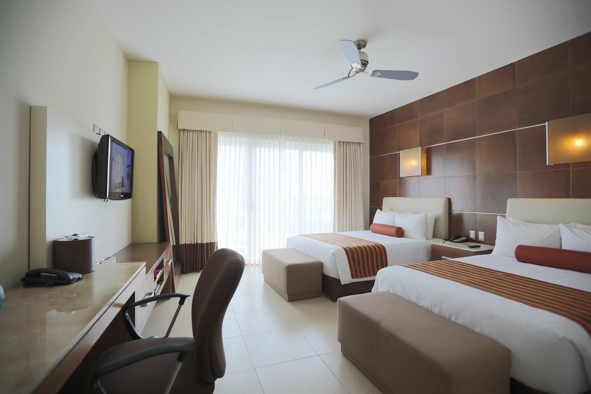 Krystal Urban Cancun & Beach Club Eksteriør billede